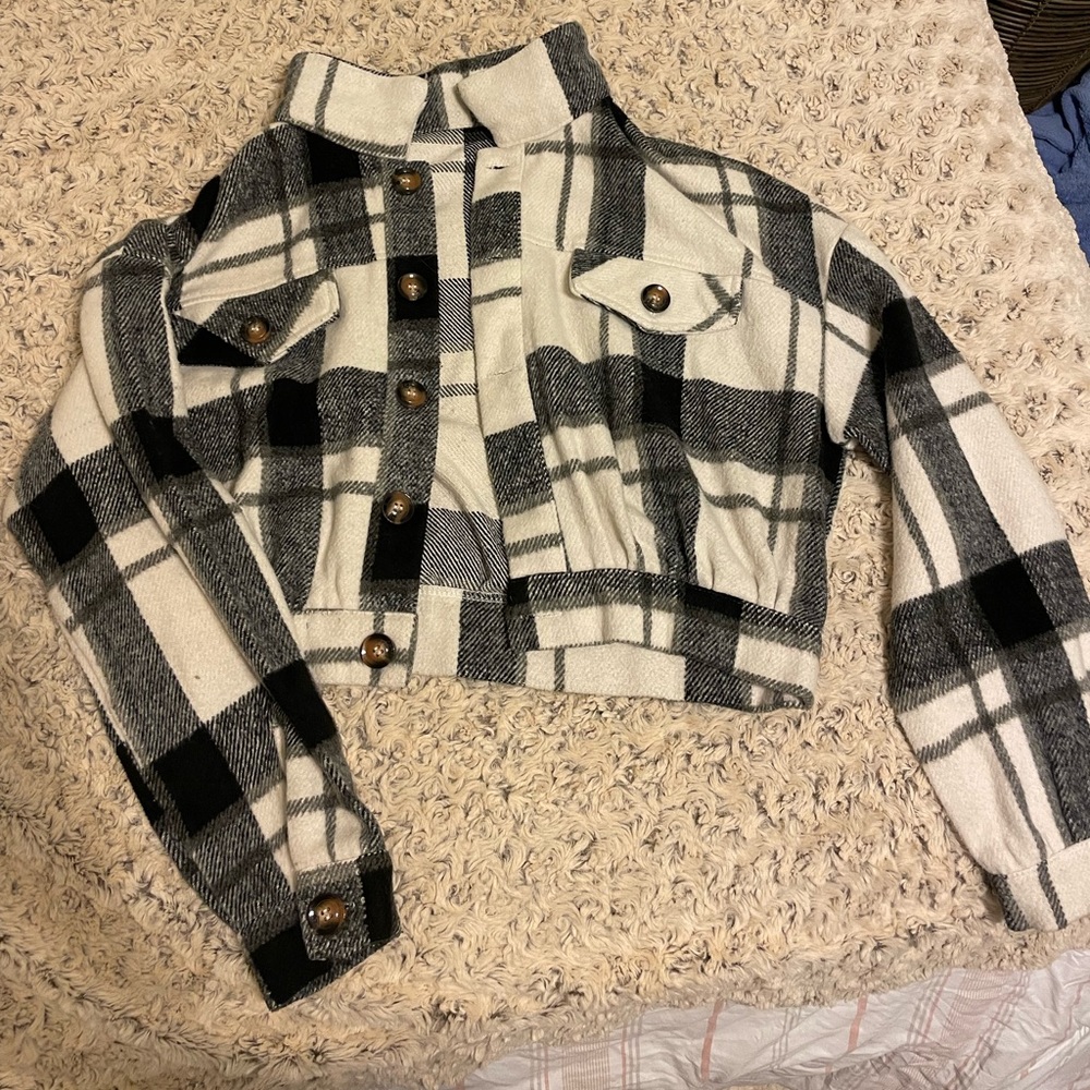 Cropped flannel shacket